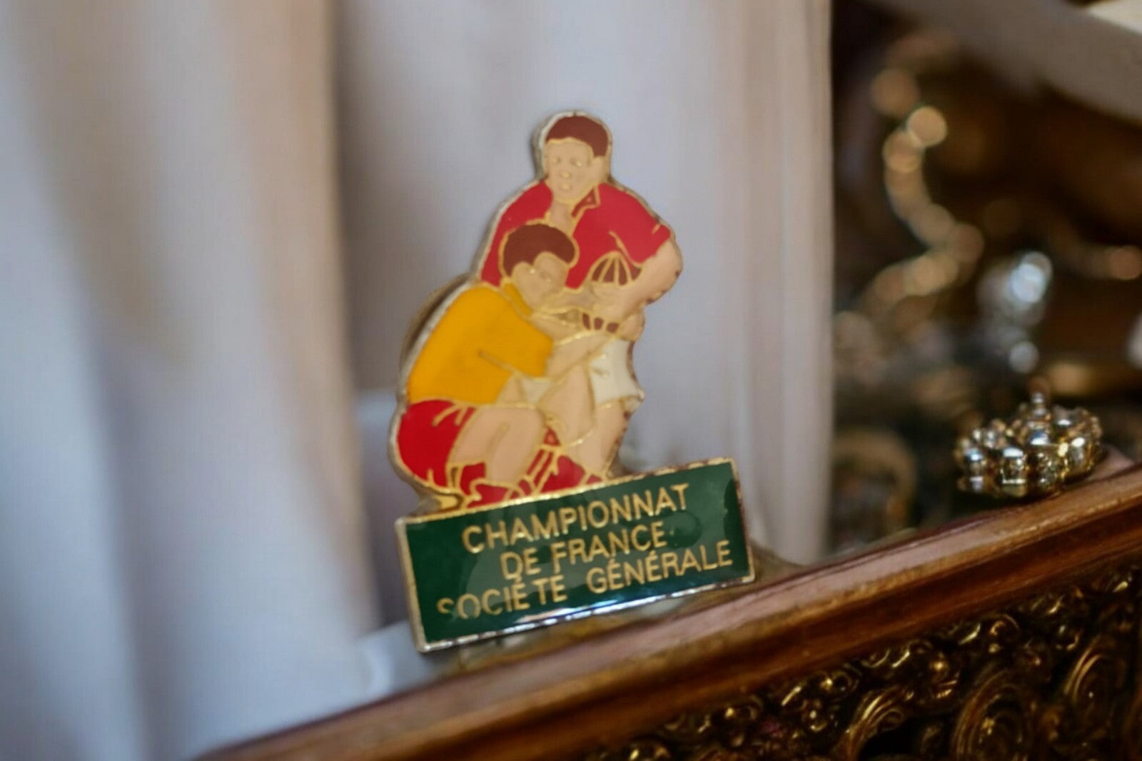 Pin's vintage rugby Championnat de France Société Générale émaillé ancien