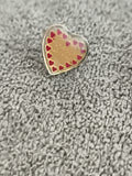 Pin's vintage cœur doré motif cœurs rouges - badge ancien (Ref 8)