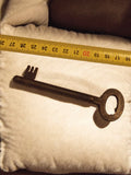 Grande clé ancienne château fer forgé XIXe, clé porte massive, antique key