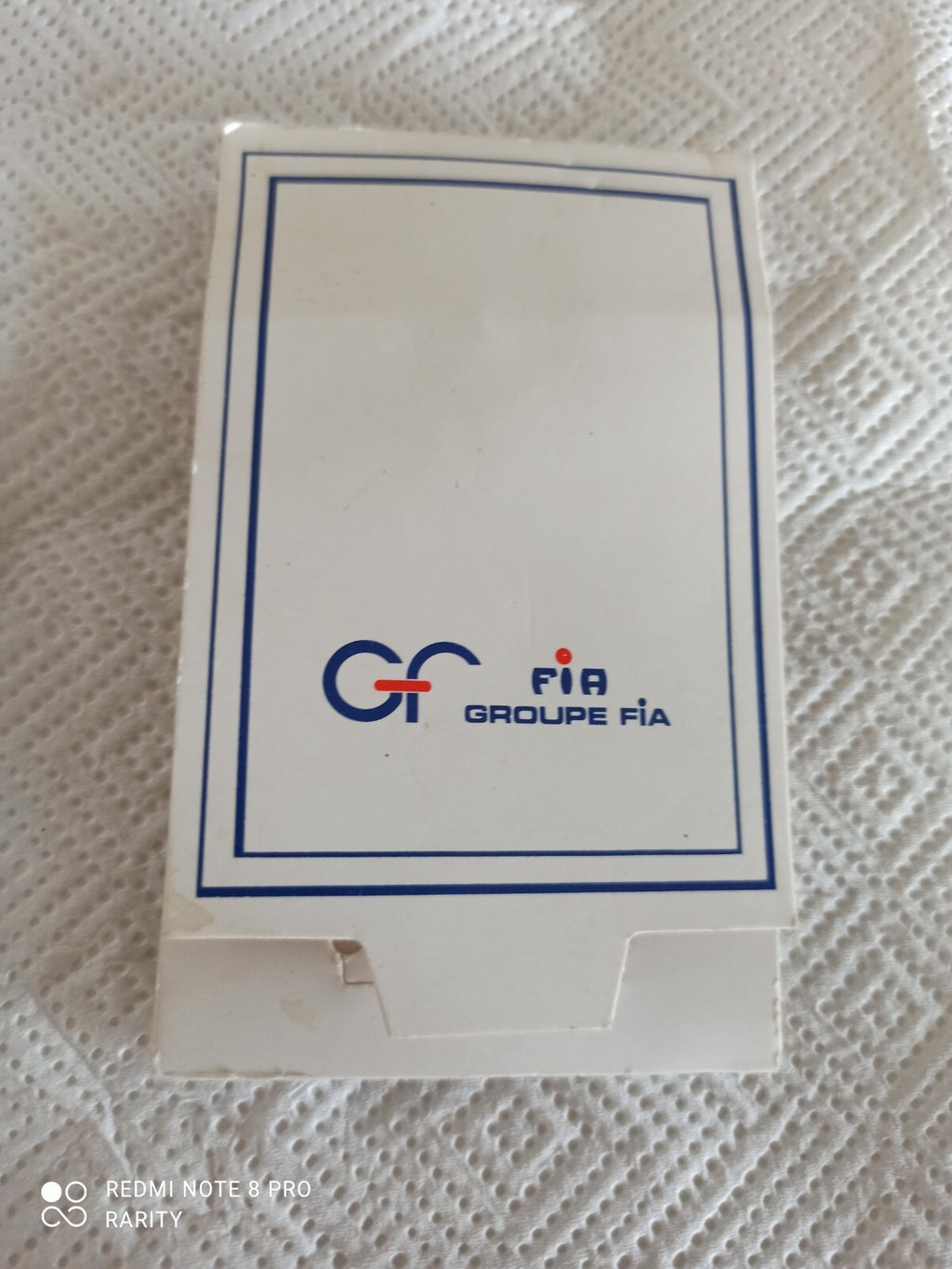 Porte-clés vintage Groupe FIA logo relief, aspect bronze, en boîte ancienne