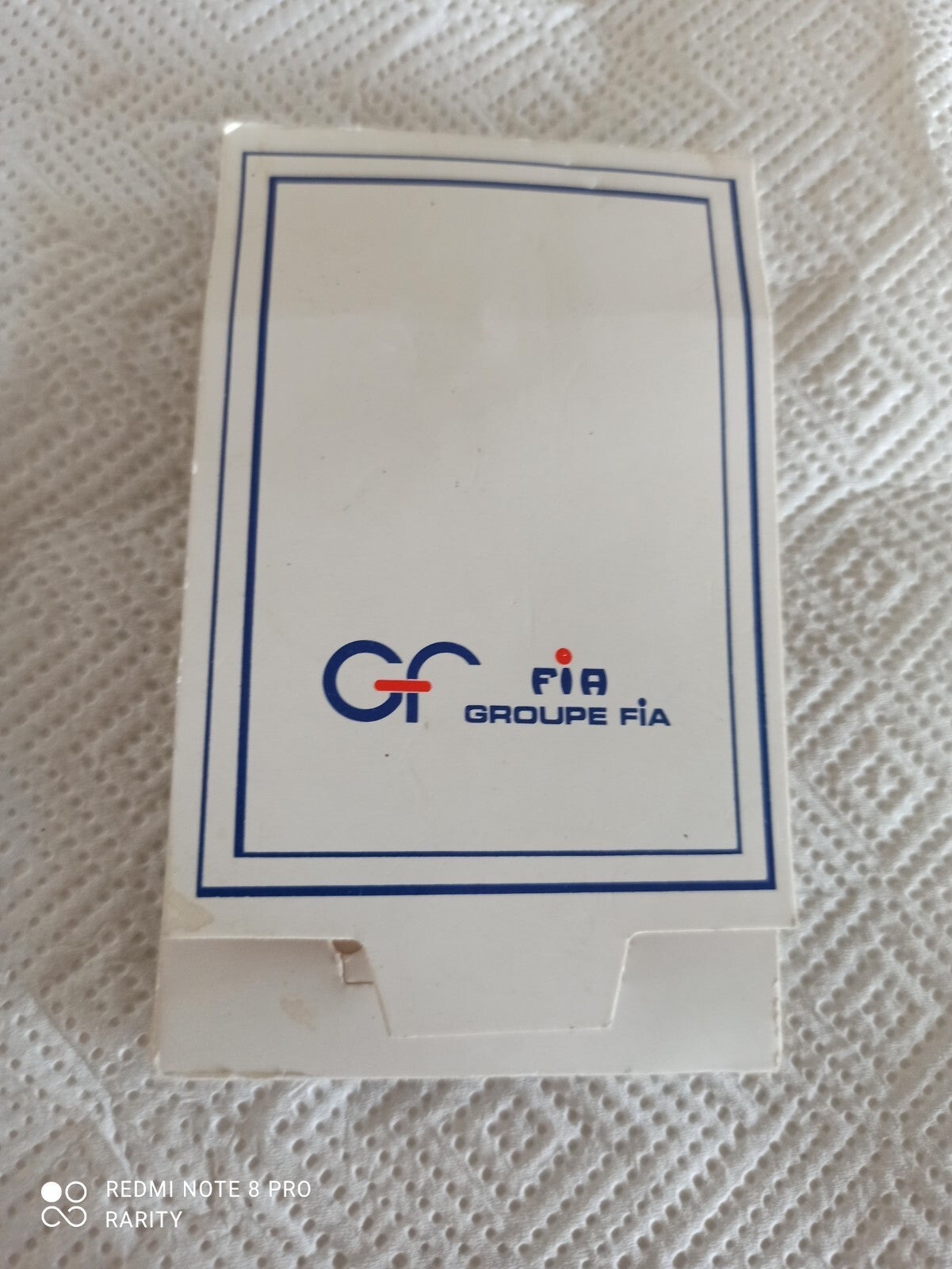 Porte-clés vintage Groupe FIA logo relief, aspect bronze, en boîte ancienne