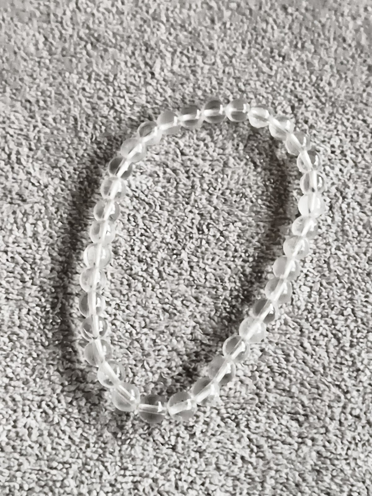 Bracelet perles translucides pierres naturelles, élastique, blanc clair