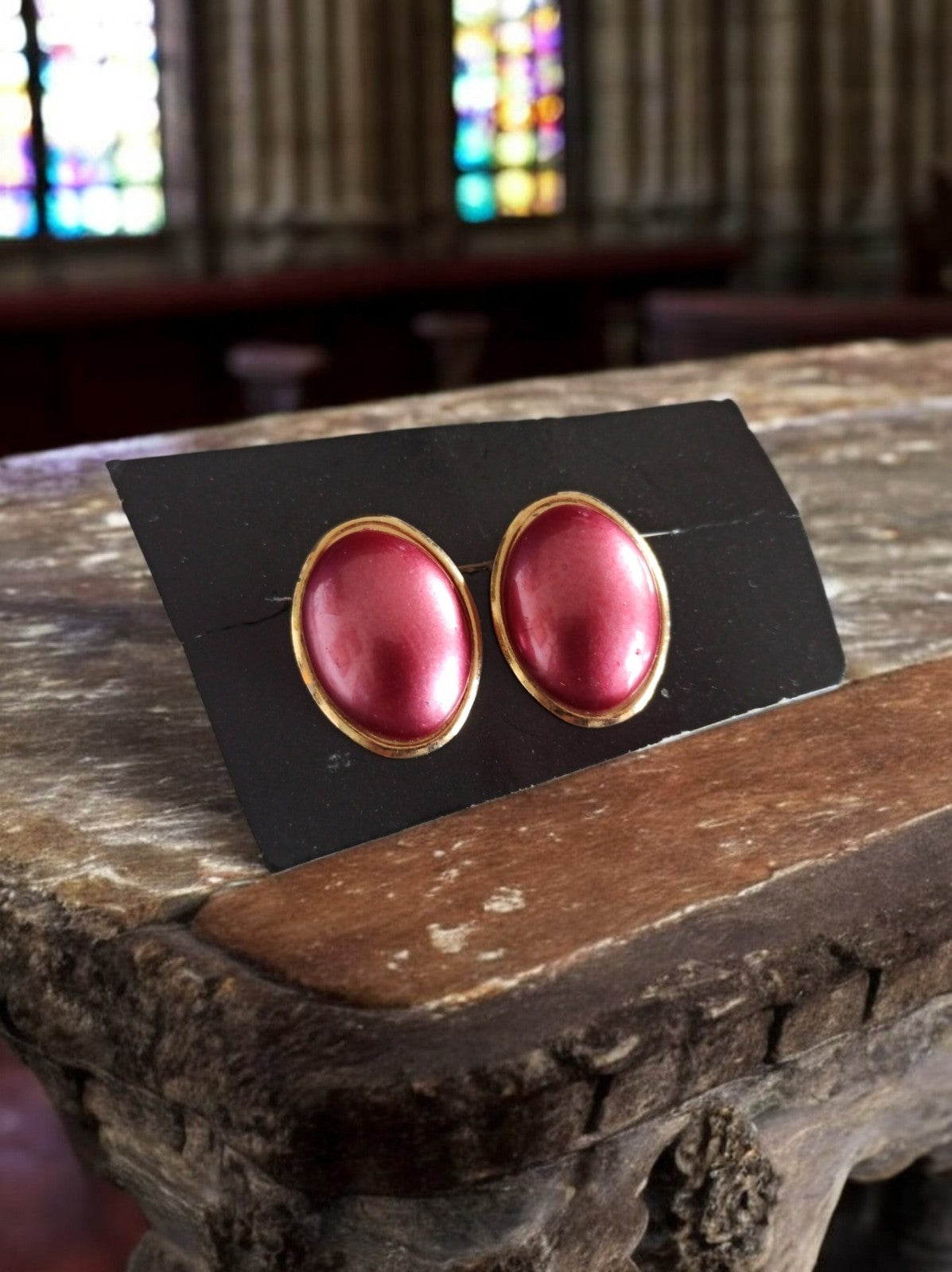 Boucles d?oreilles vintage ovales rouge doré années 70 clip fantaisie rétro