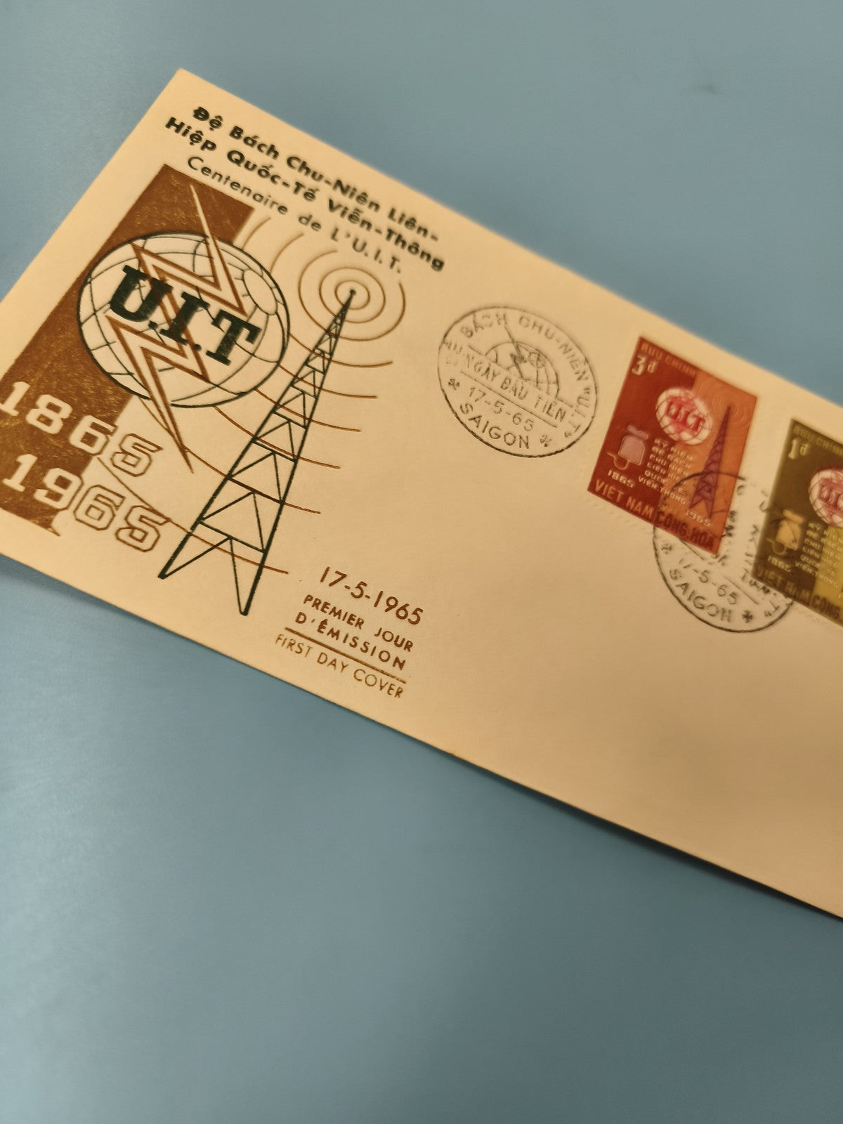 Ancienne enveloppe FDC Vietnam 1965 UIT timbres oblitérés Saigon collection