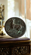 Bouton de chasse vintage en laiton, motif cerf relief, déco collection