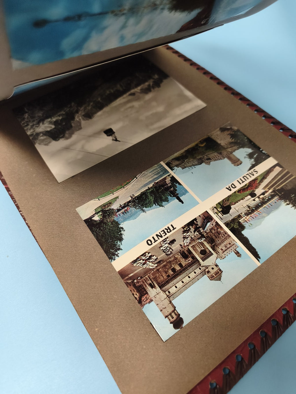 Classeur photographies de voyages motif losanges marron, reliure cousue
