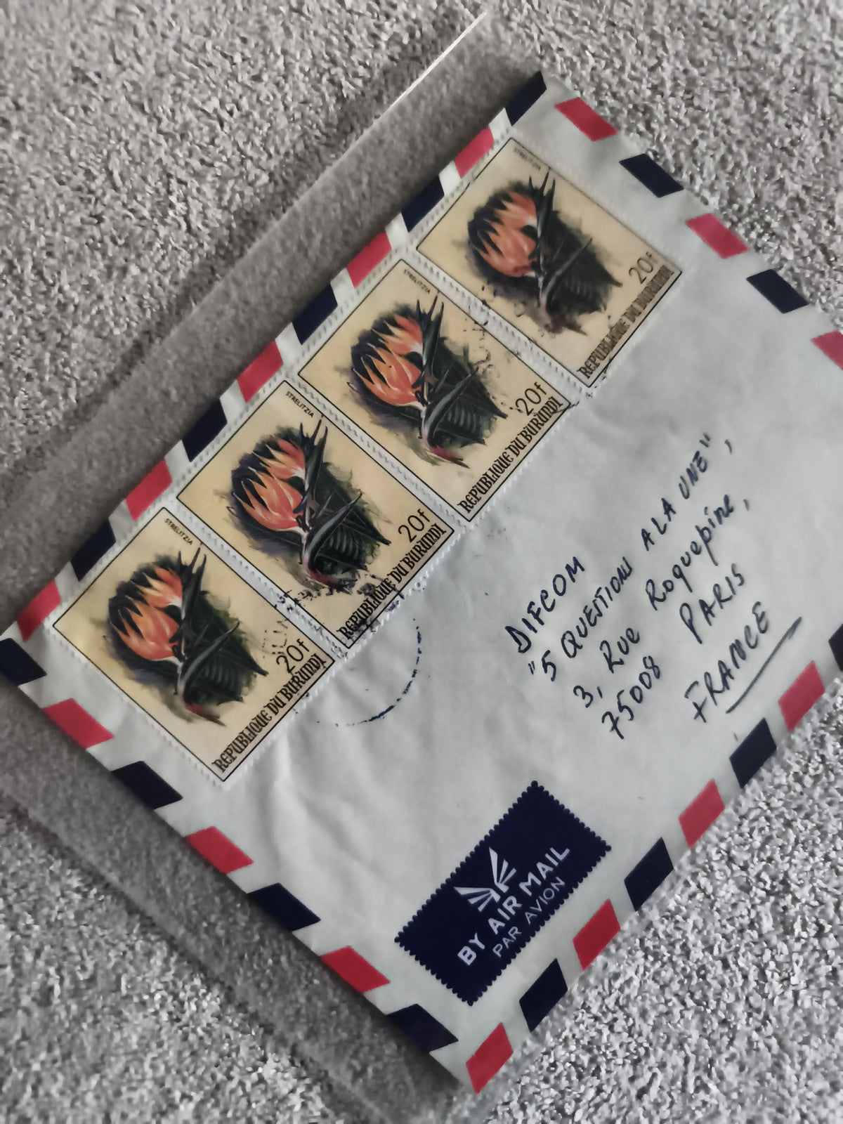 Lettre affranchie Burundi 4 timbres 20f oiseau du paradis enveloppe avion