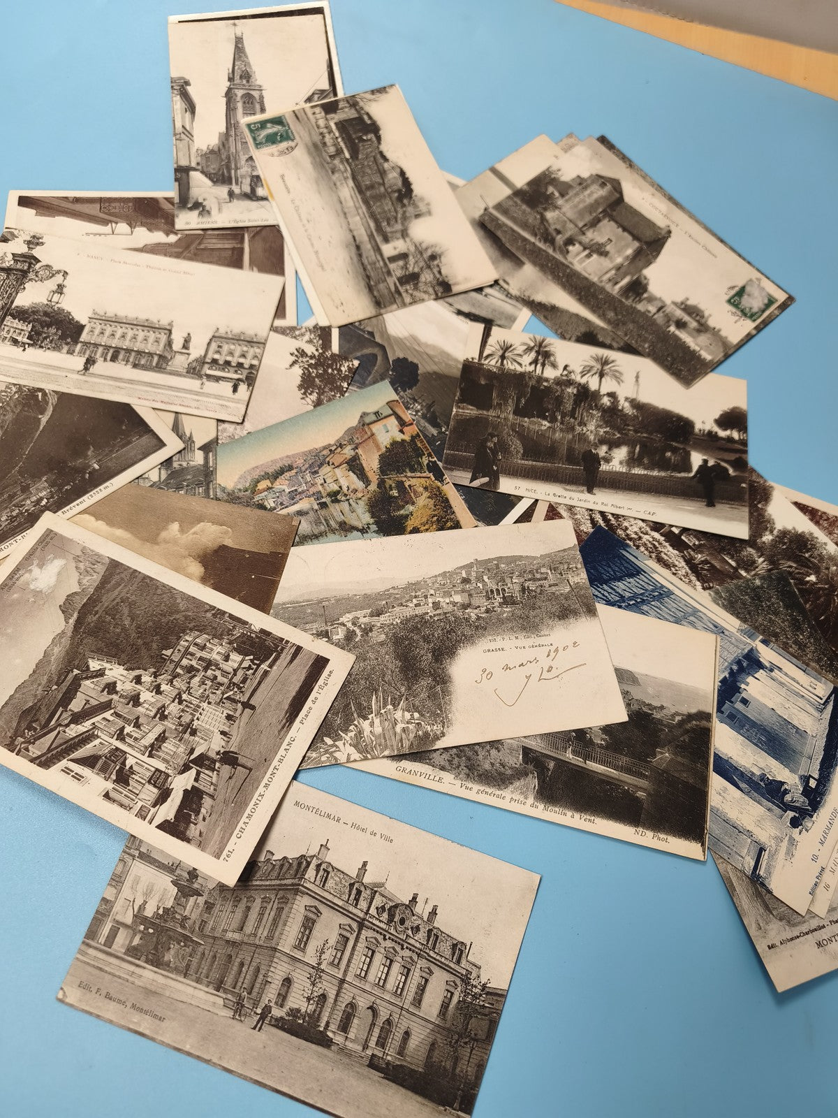Lot cartes postales anciennes CPA divers lieux France, noir et blanc et couleurs