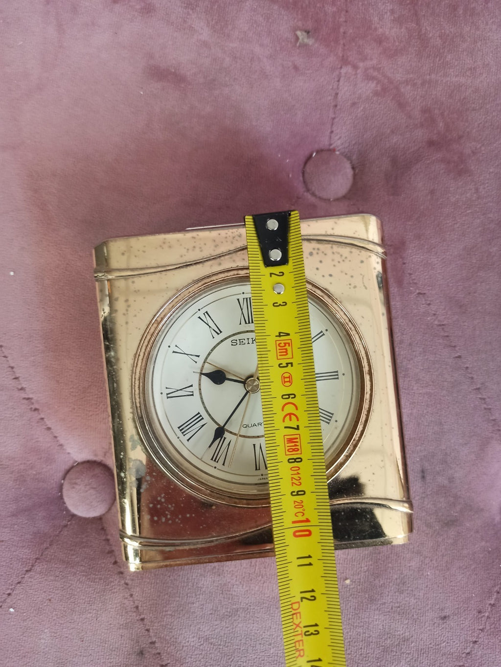 Réveil SEIKO Quartz vintage métal chromé, pendulette chiffres romains