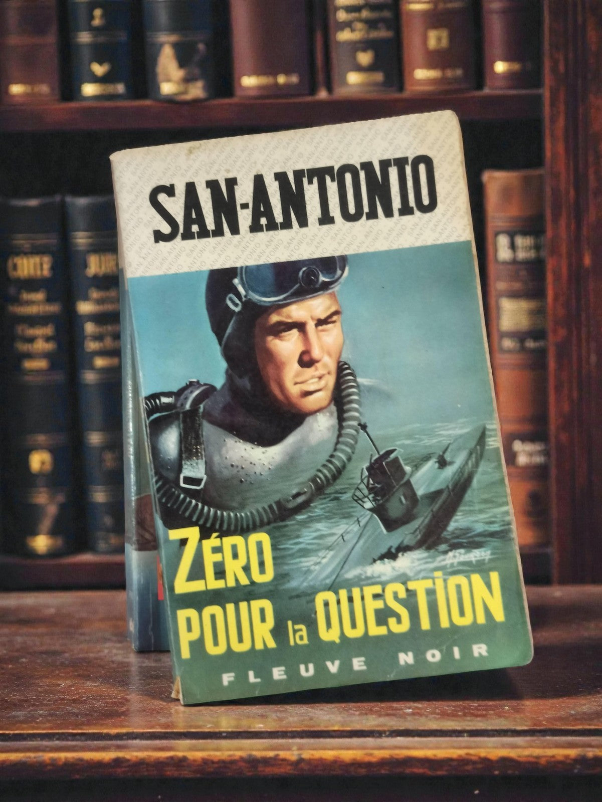 Roman policier vintage San-Antonio Zéro pour la Question Fleuve Noir ancien poch