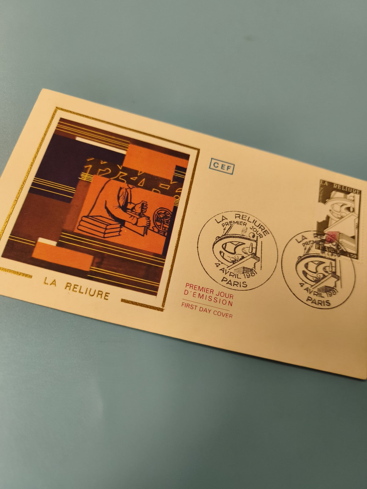 Enveloppe FDC Premier Jour d'Émission La Reliure 1981 timbre Paris illustration