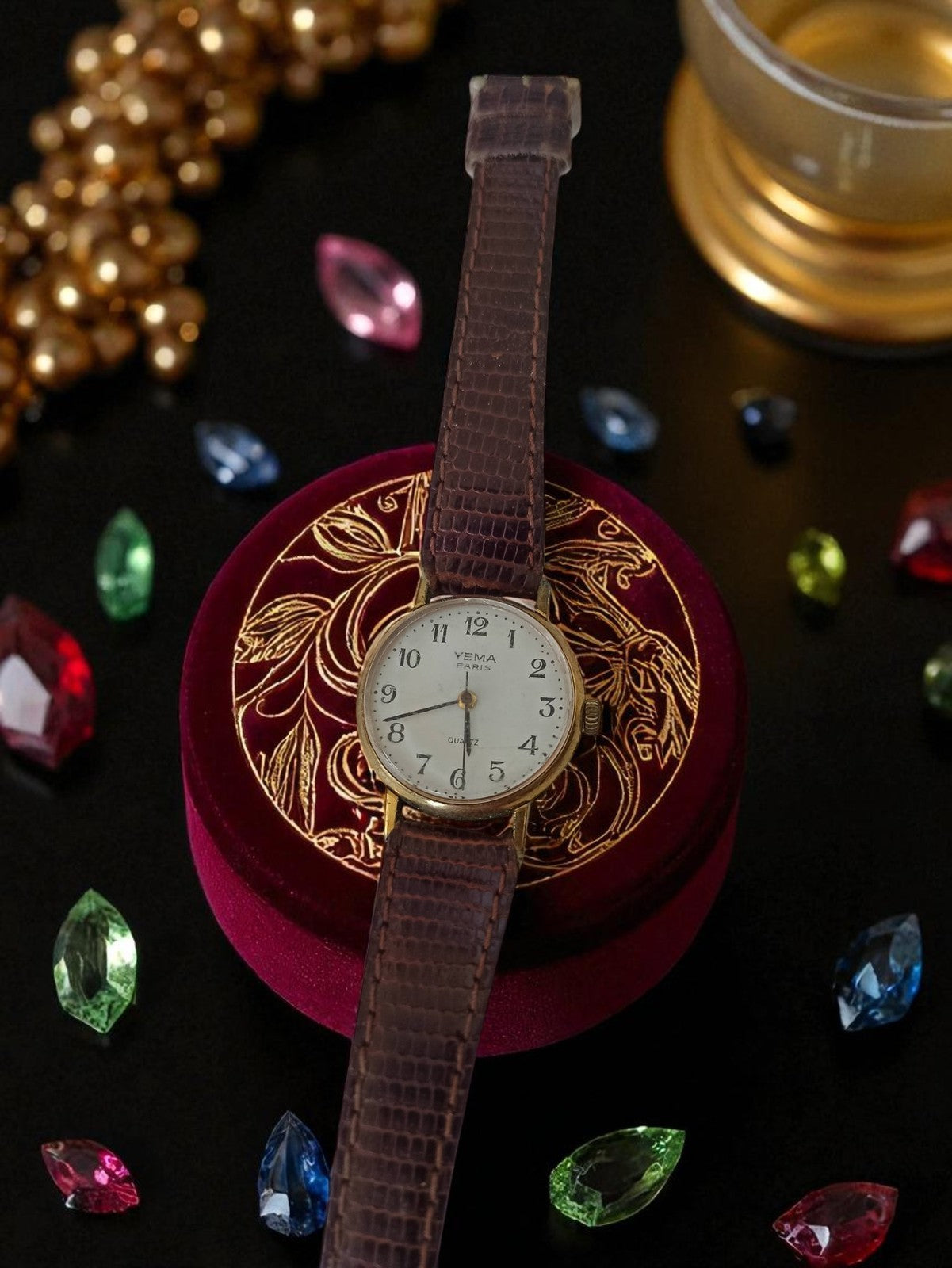 Montre femme Yema Paris vintage quartz, cadran blanc, bracelet marron rétro