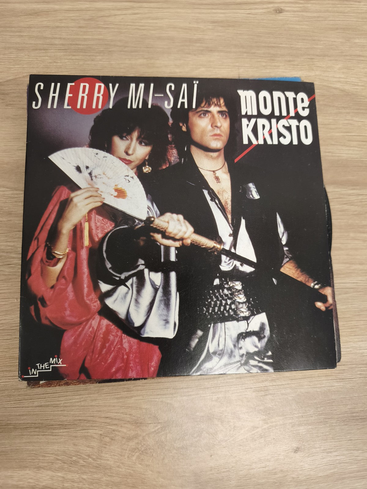 Vinyle 45T Monte Kristo Sherry Mi-Saï pochette couleur état visuel correct