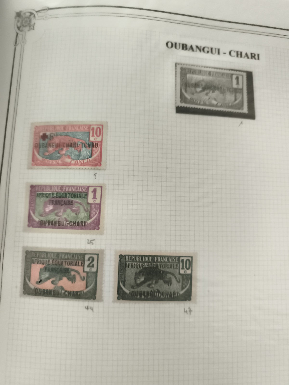 Timbres Oubangui-Chari Afrique Équatoriale Française, lot 5, sur feuille philaté
