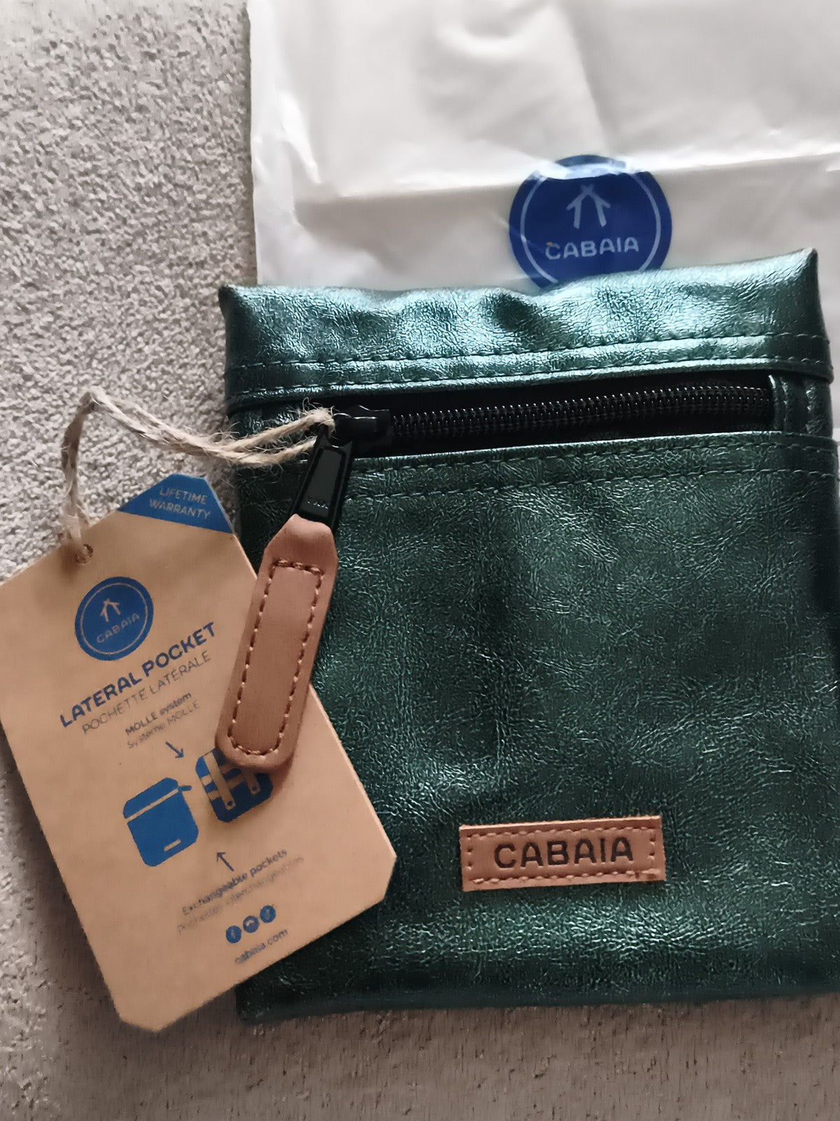 Pochette latérale Cabaia vert métallisé neuve 15 cm accessoire sac