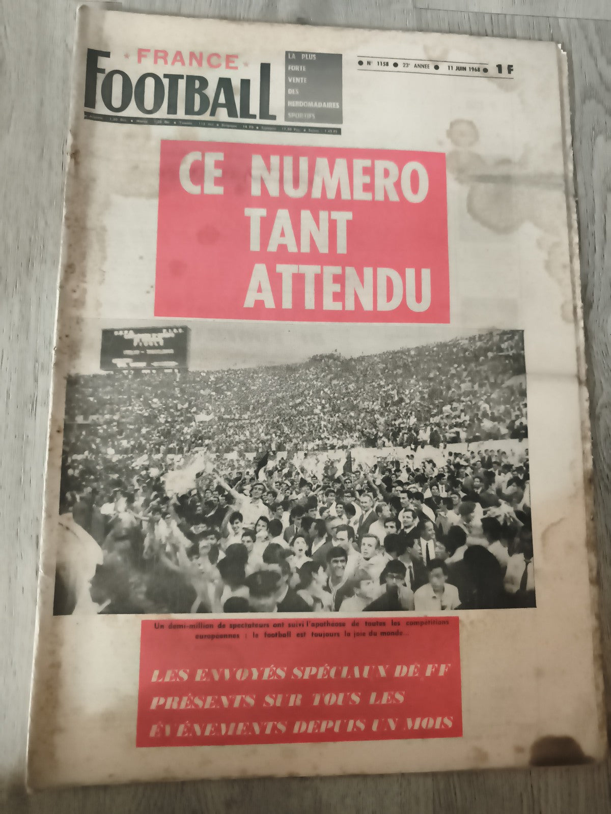Journal ancien France Football 1966 n°1158 couverture vintage sport