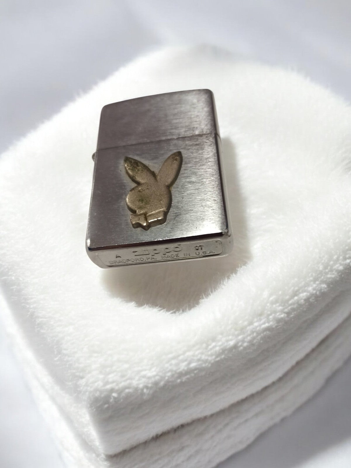 Briquet Zippo vintage Playboy ancien, finition métallique, rétro USA original