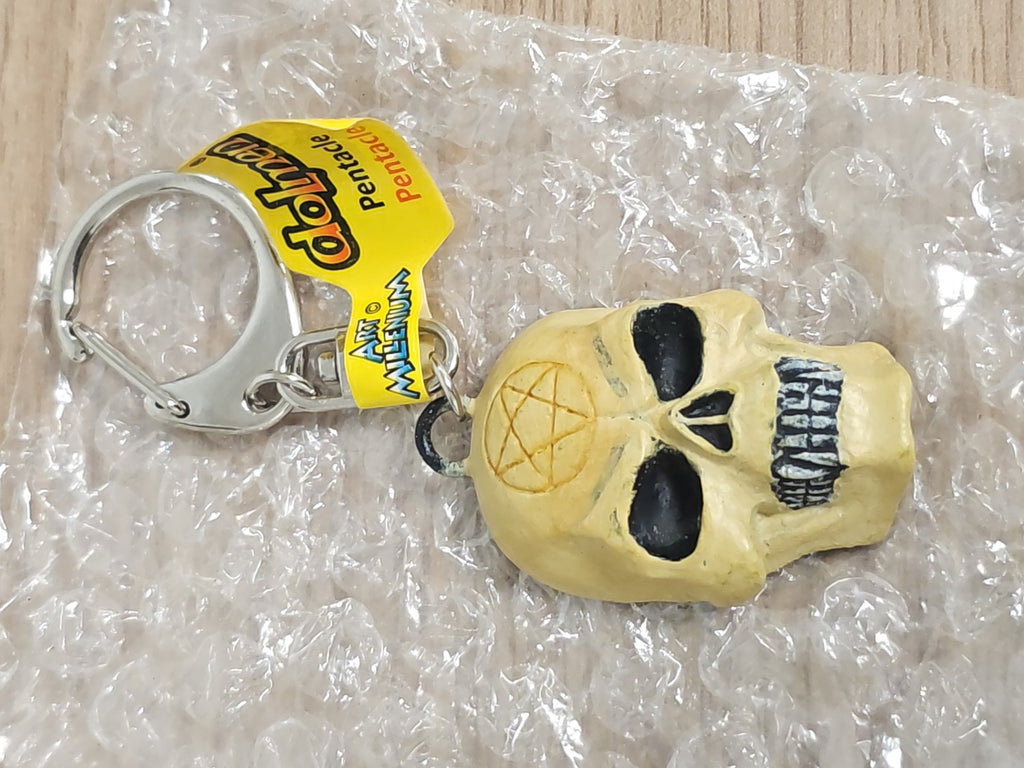 Porte-clés Dolmen tête de mort crâne original accessoire porte-clef déco