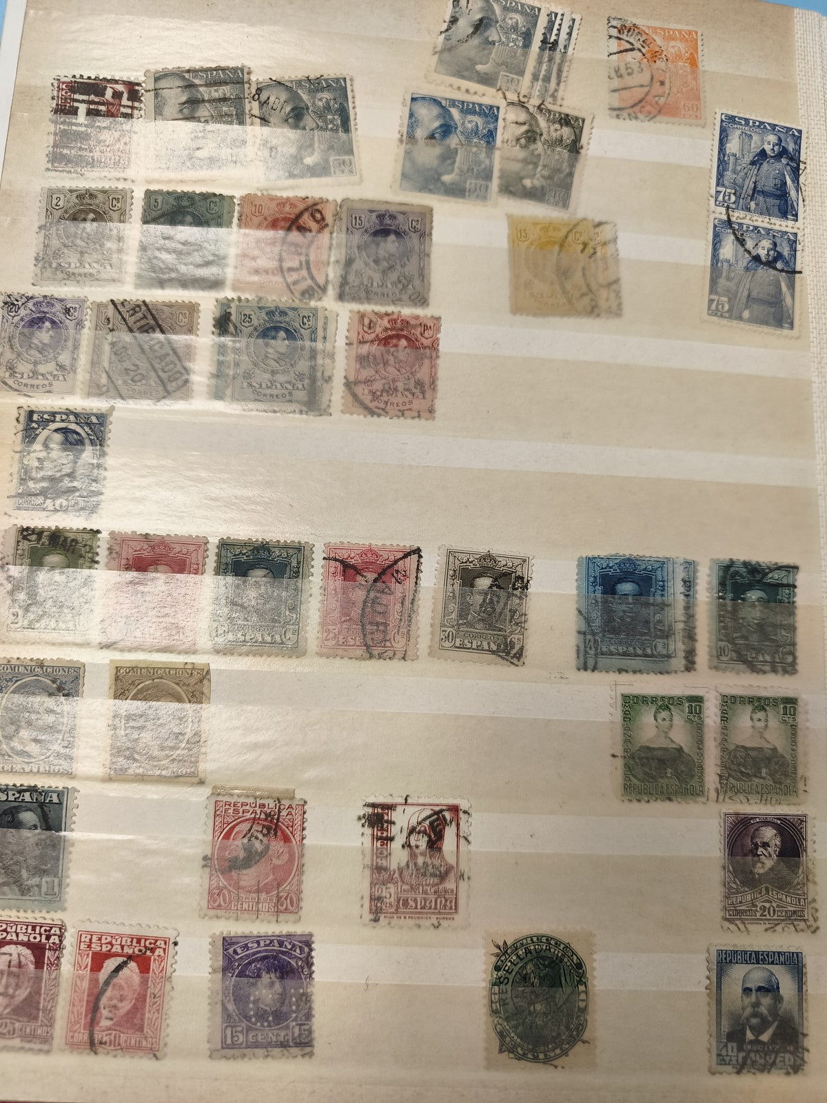Lot anciens timbres oblitérés Espagne collection philatélie variés couleurs