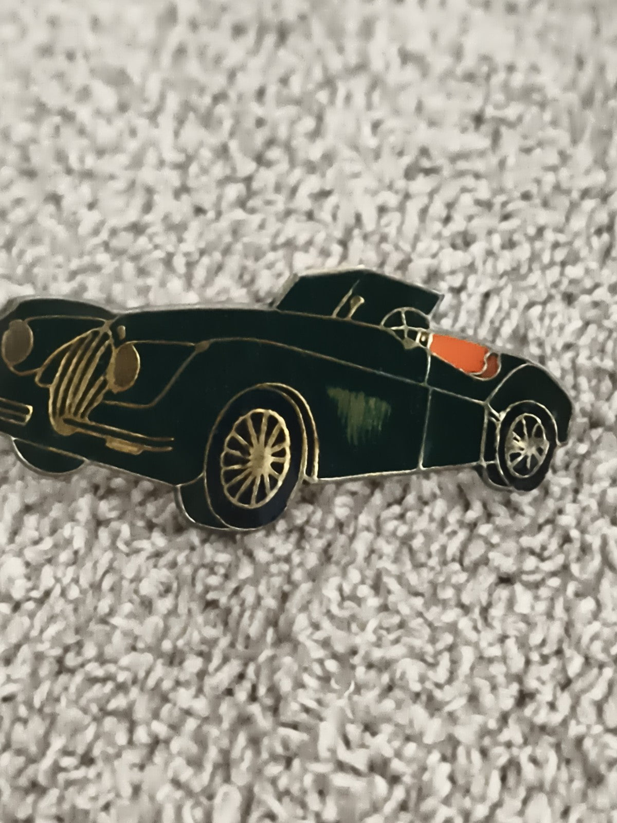Pin's vintage voiture cabriolet verte, style ancien, émaillé (Ref 7)