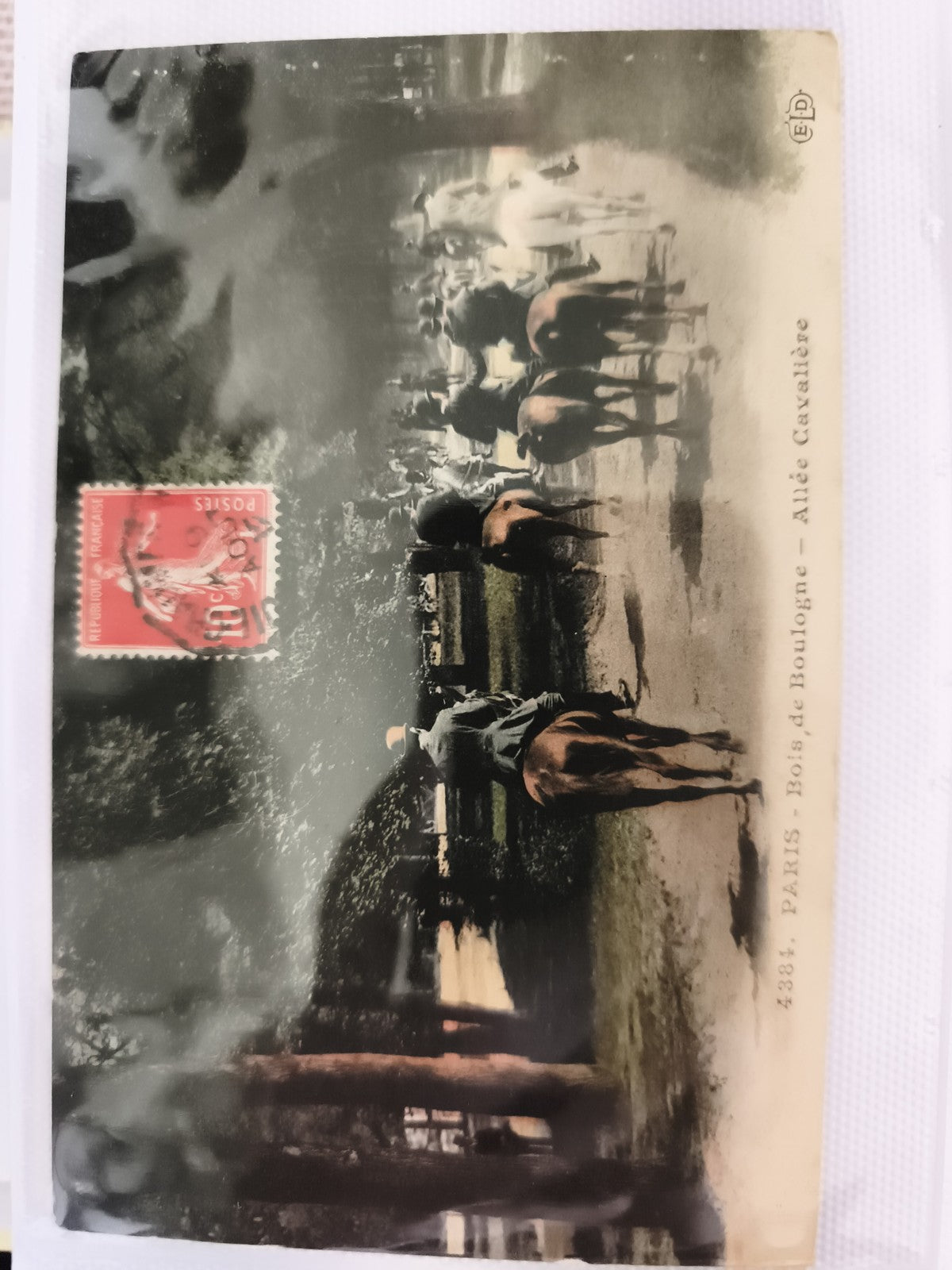 CPA Paris Bois de Boulogne Allée Cavalière chevaux timbre France