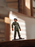 Figurine militaire Starlux vintage soldat vert béret noir statuette rétro
