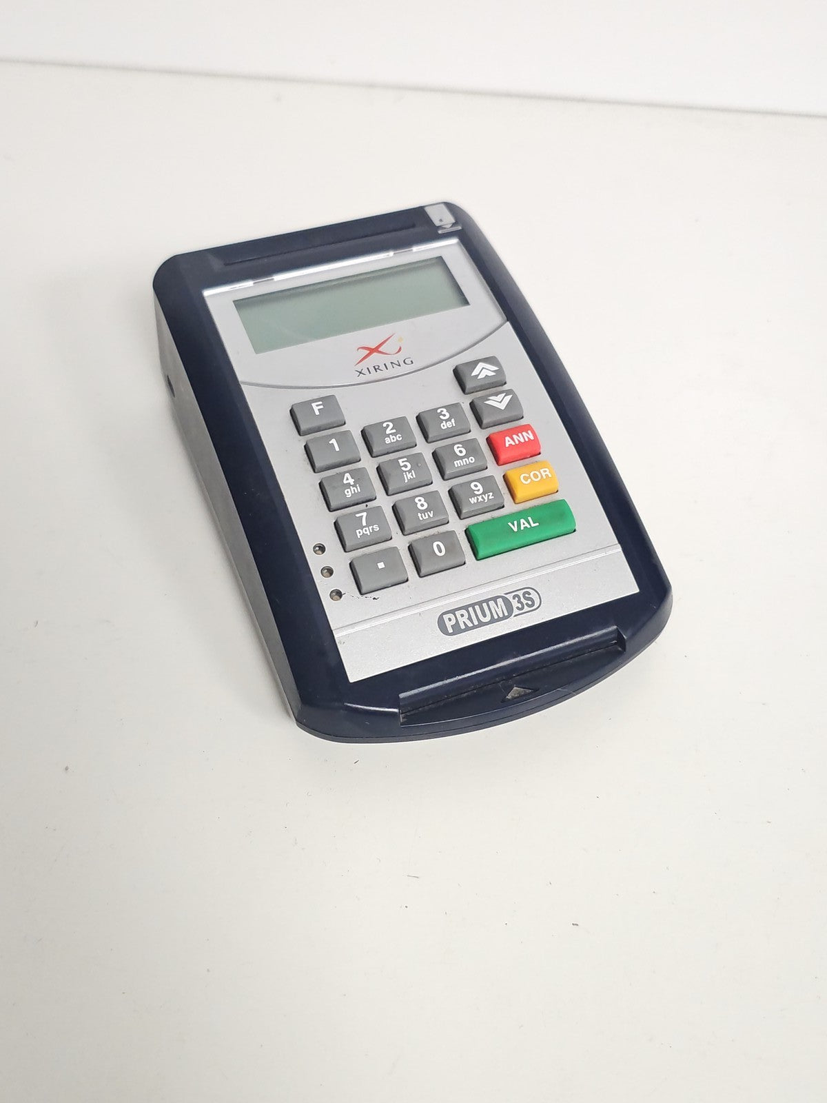 Lecteur carte vitale Xiring Prium 3S compatible SESAM-Vitale, appareil médical d