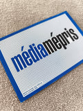 Carte postale ancienne « média mépris » Acrimed bleu blanc Observatoire médias