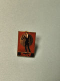 Vintage pin's Brazil silhouette rétro rectangulaire fond rouge collection (Ref 1