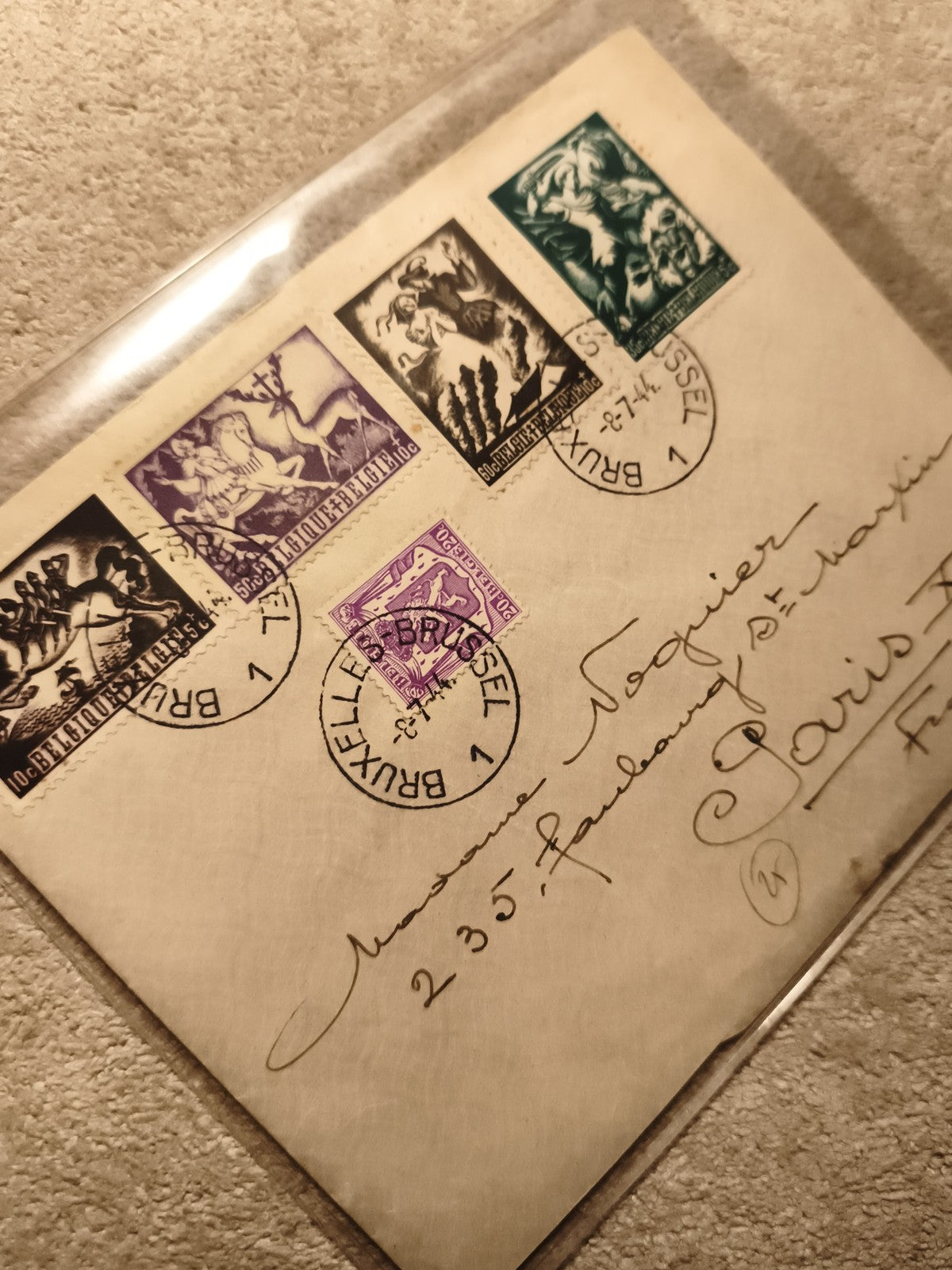 Lettre affranchie timbres Belgique Bruxelles 1944 philatélie cachets illustrés (