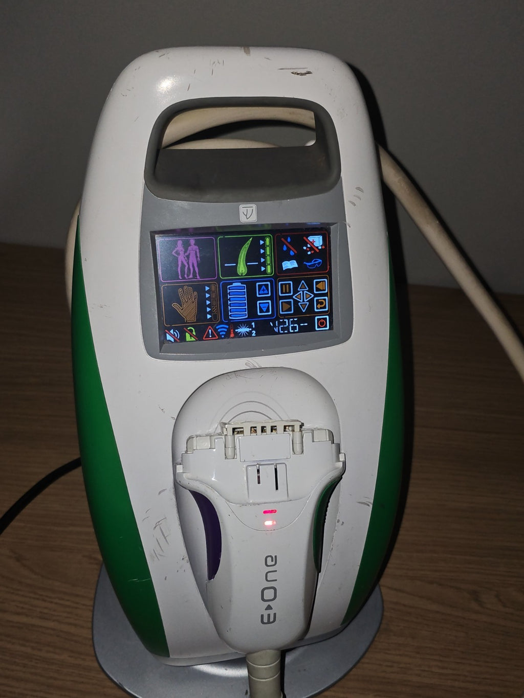 Epilateur/Epilateur lumiere pulsée/Epilation definitive/E-ONE Clinic R