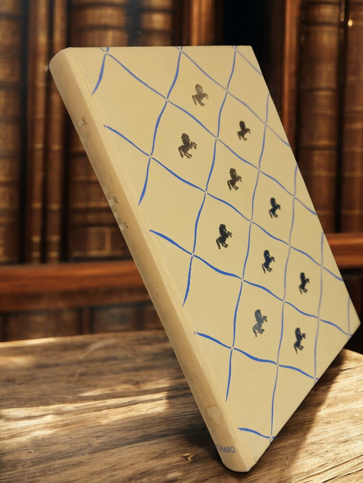 Livre ancien Le Miroir du Temps reliure décorative rétro vintage