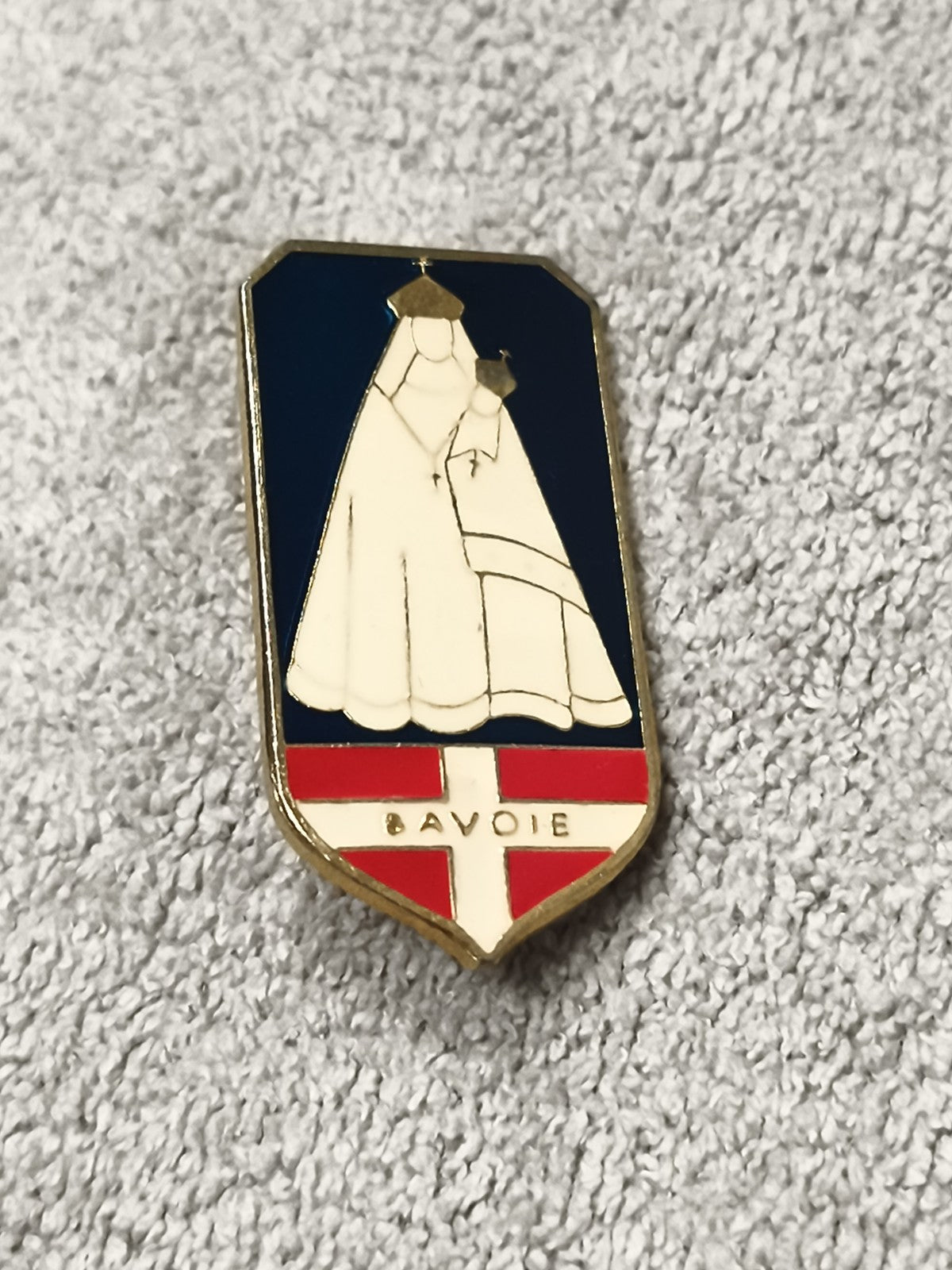 Insigne blason Savoie émaillé Vierge à l'Enfant ancien badge épinglette vintage