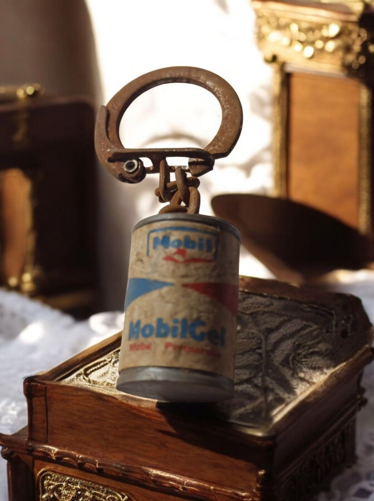 Porte-clés ancien Mobil Gel publicitaire vintage, bidon miniature, Mobil Oil