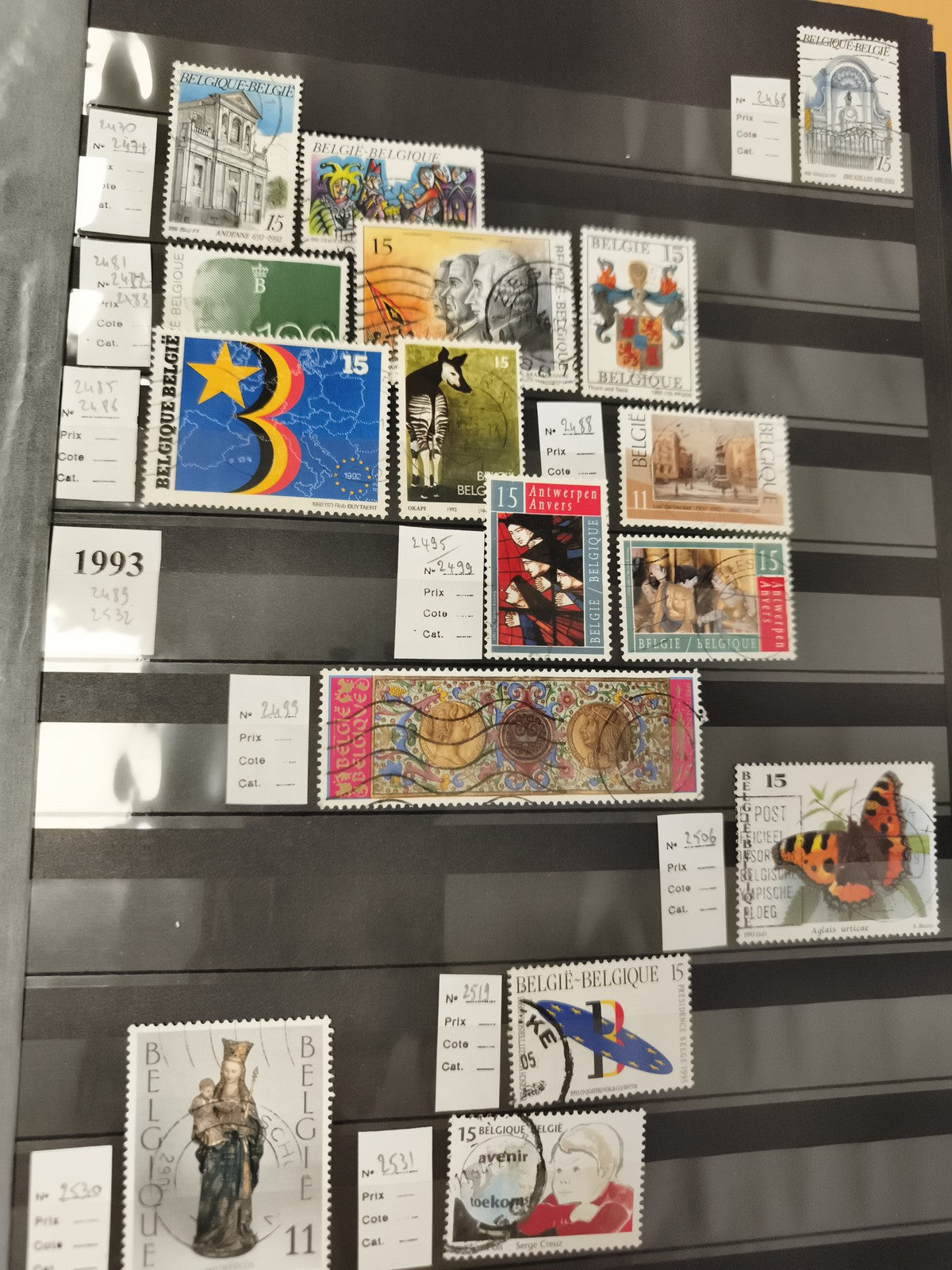 Timbres Belgique 1993 oblitérés, motifs variés, architecture, animaux, art