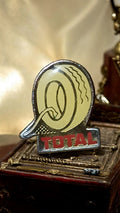Pin's vintage TOTAL pneu jaune publicitaire auto garage années 80 90