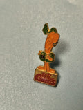 Vintage pin?s Les Gums orange émaillé personnage BD rétro collection (Ref 12)