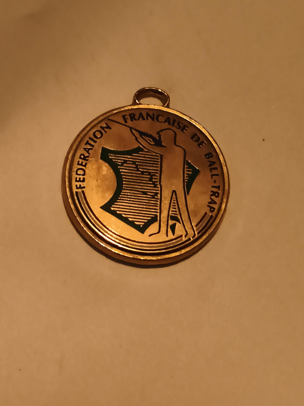 Médaille Fédération Française Ball-Trap tir sportif dorée France