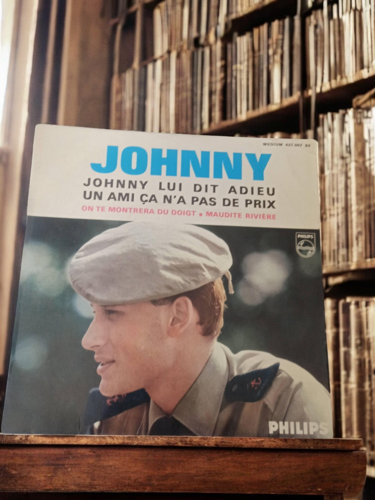 Disque vinyle 45T Johnny Hallyday Philips pochette photo vintage années 70