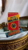 Pin's publicitaire vintage Lustucru Mère Michel émaillé, années 90, France