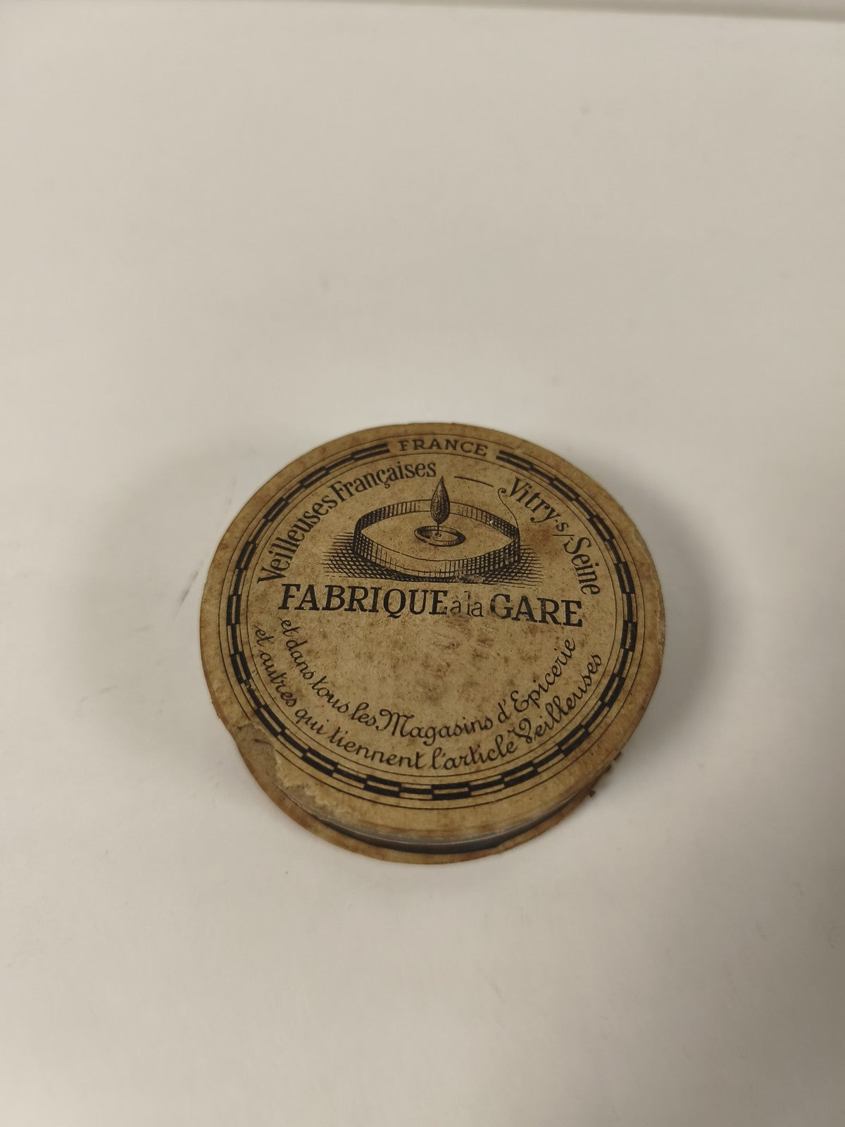 Ancienne boîte publicitaire ronde Vitry-sur-Seine Fabrique à la Gare déco vintag