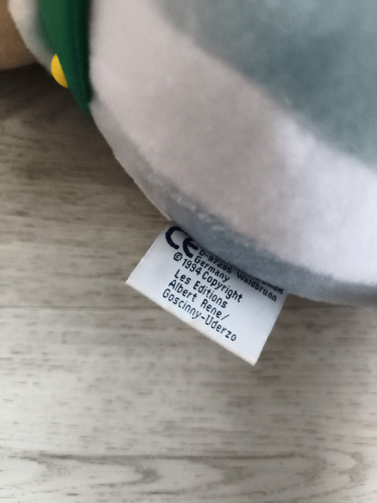 Peluche Obélix vintage Parc Astérix doudou bleu blanc rayé Gaulois