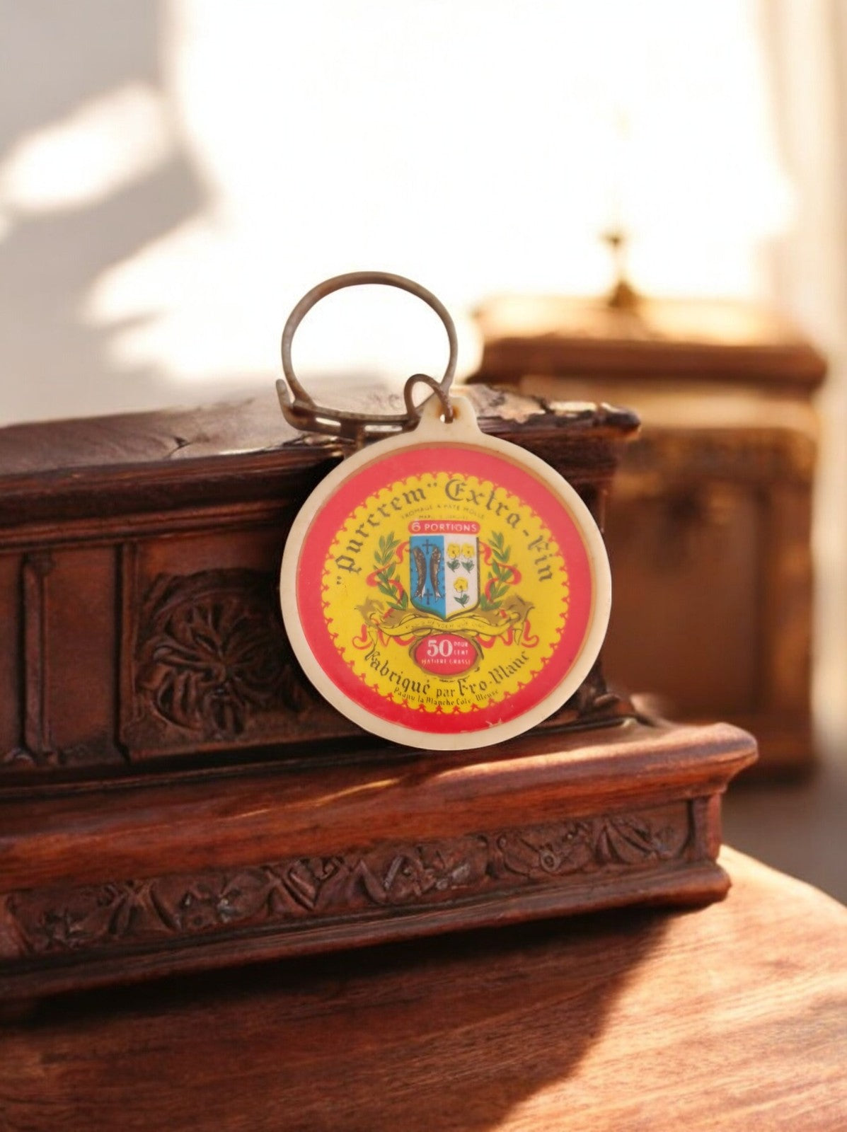 Porte-clés publicitaire Purcrem Extra-Fin vintage rond, fromage rétro