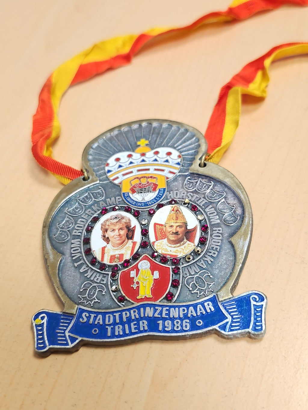 Vintage médaille ancienne Trier 1986 Erika Stadtprinzenpaar carnaval collection