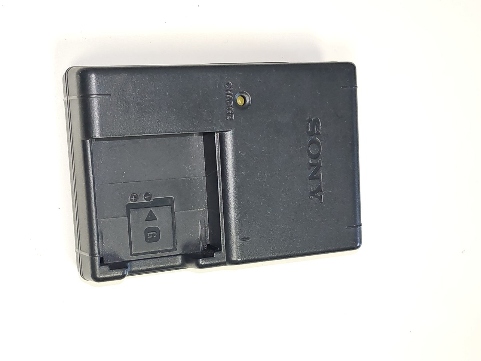 Chargeur Sony BC-CSGB pour batterie caméscope Handycam série M authentique