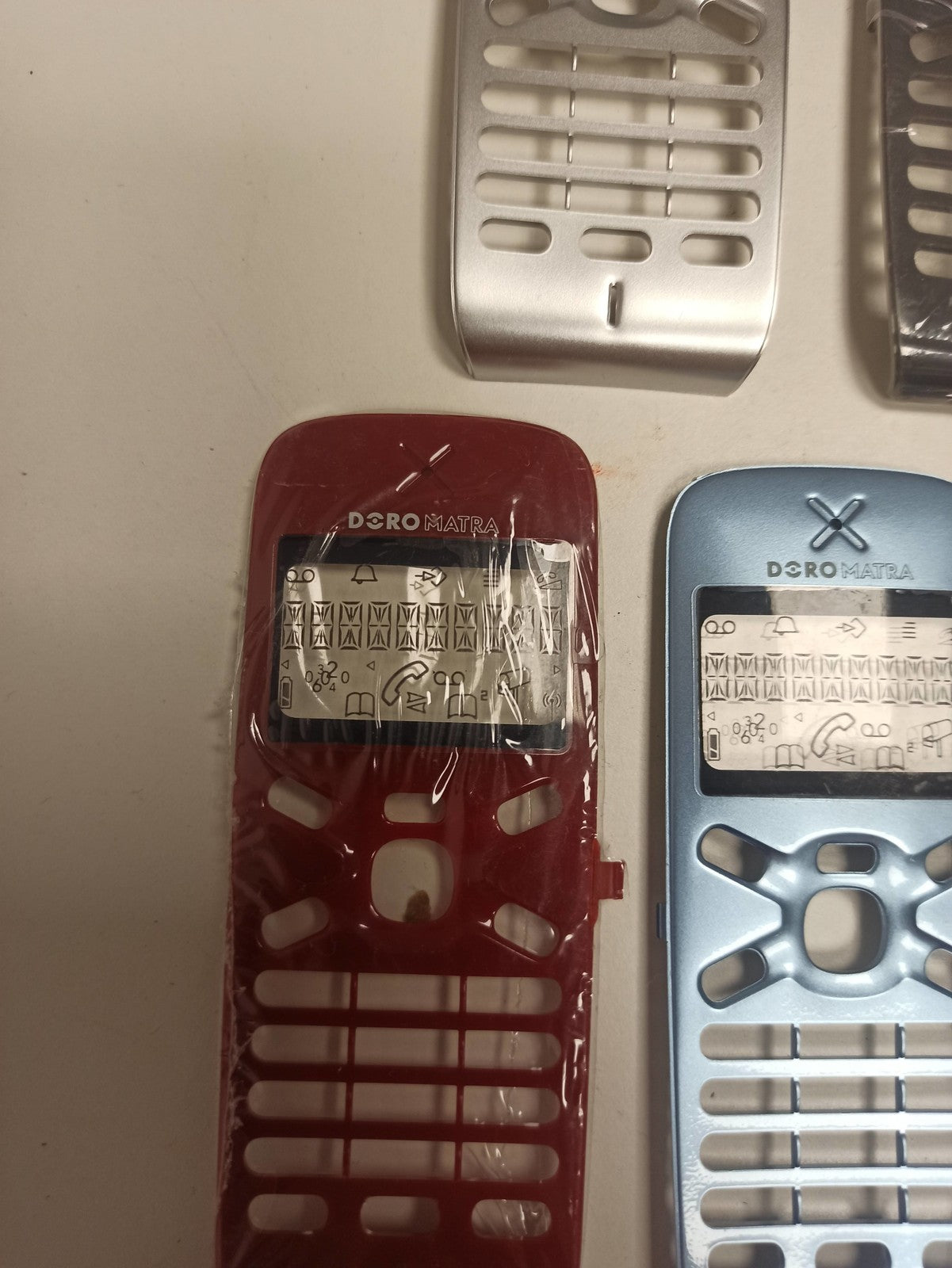 Lot coques rétro pour téléphone sans fil Doro ancien, accessoires vintage origin