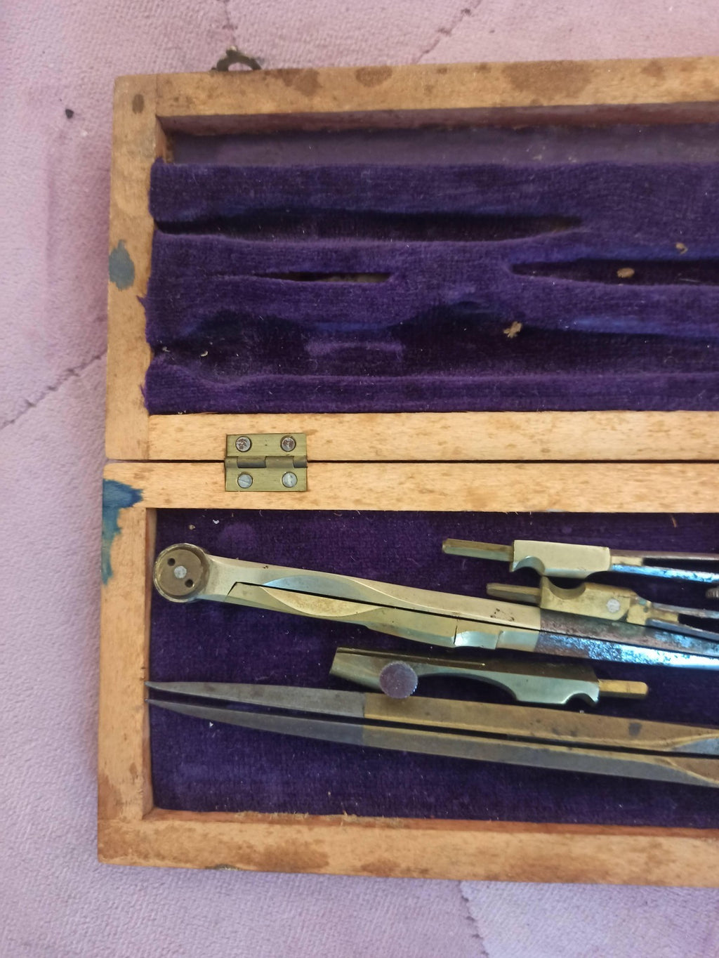 Compas ancien en coffret bois, instruments dessin vintage, étui velours