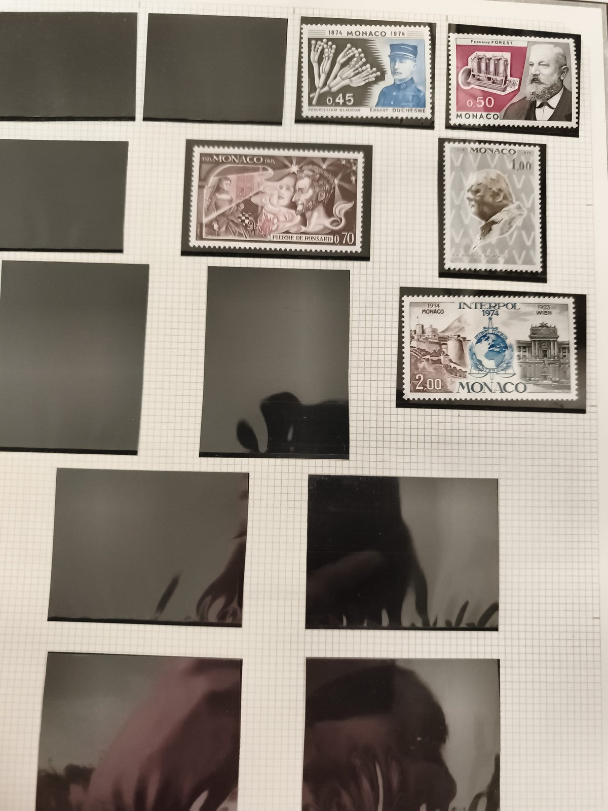 Timbres Monaco 1974 lot x5 neufs philatélie thématique Interpol Forest Duchesne