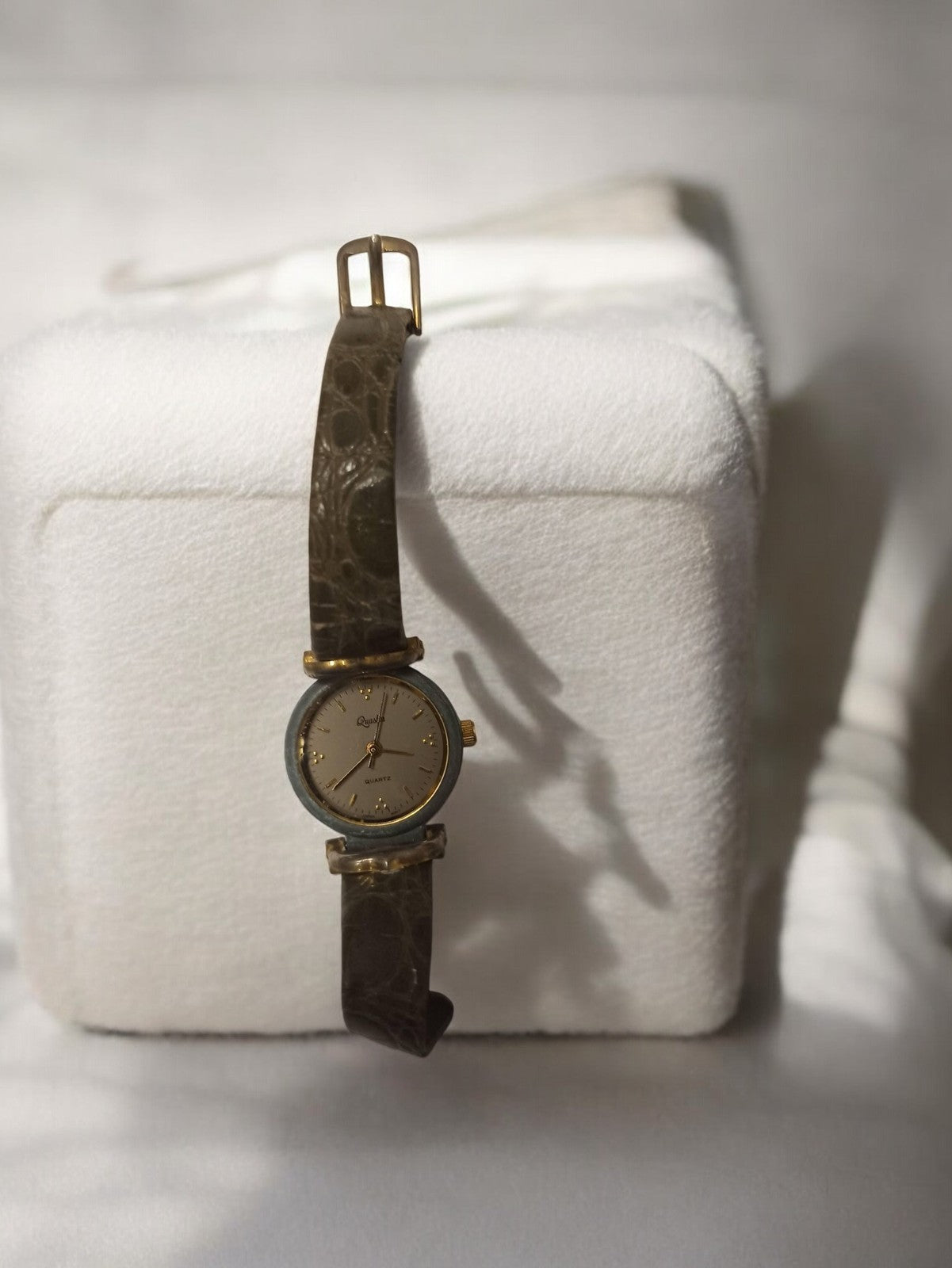 Montre homme ancienne Royall Quartz vintage, à restaurer, bracelet aspect croco