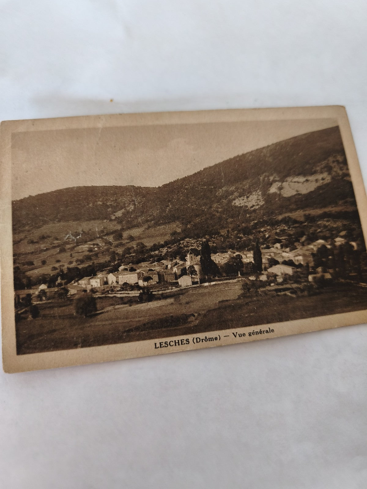 Carte postale ancienne vintage Lesches collection rétro France village rare